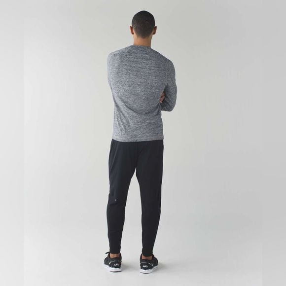 Lululemon Surge Long Sleeve Henley
Space Dye Camo Black Dark Slate - Picture 4 of 9